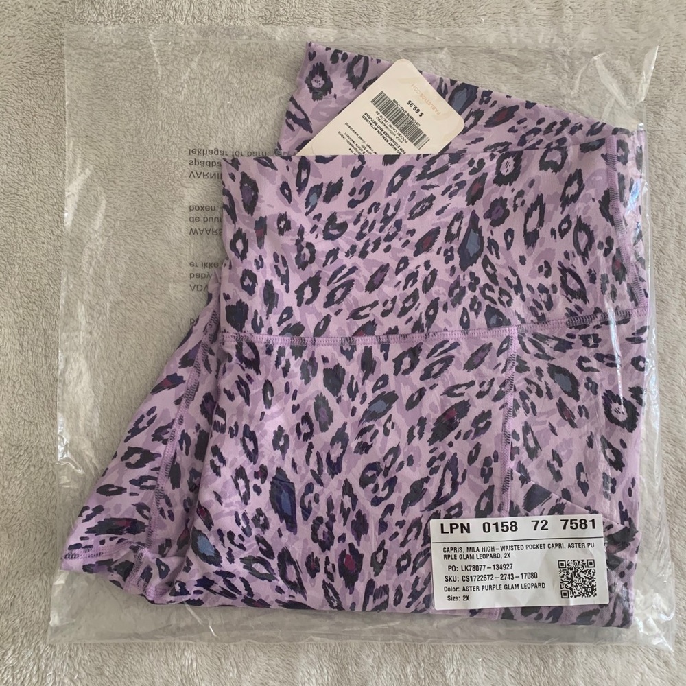 Mila High-Waisted Pocket Capri